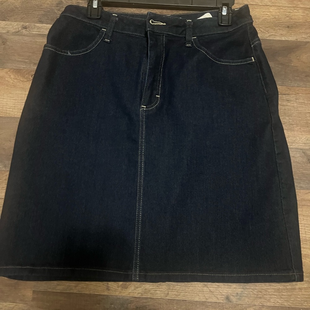 Classic Lee Riders Denim Skirt Size 10
